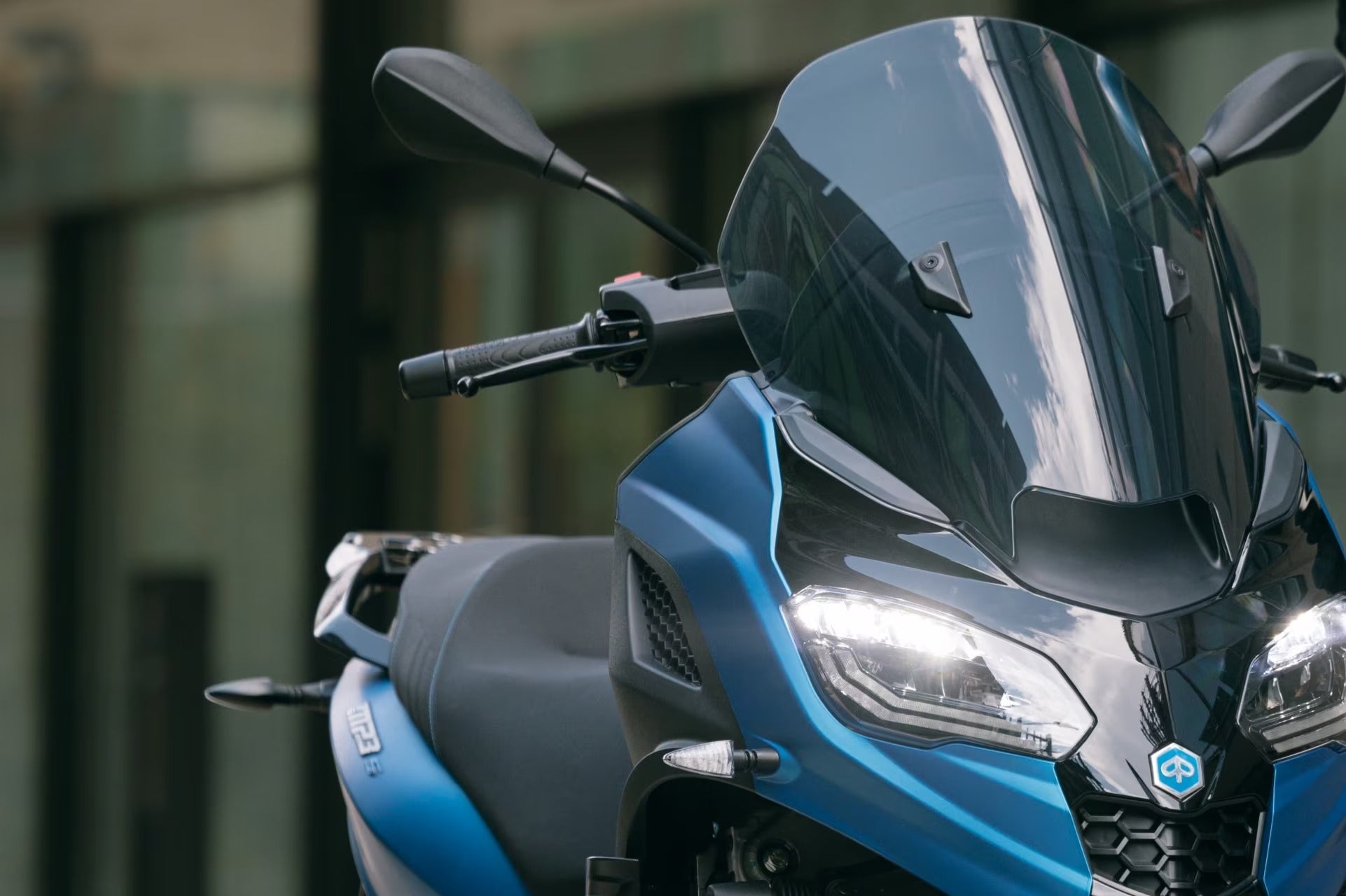 Piaggio MP3 Sport